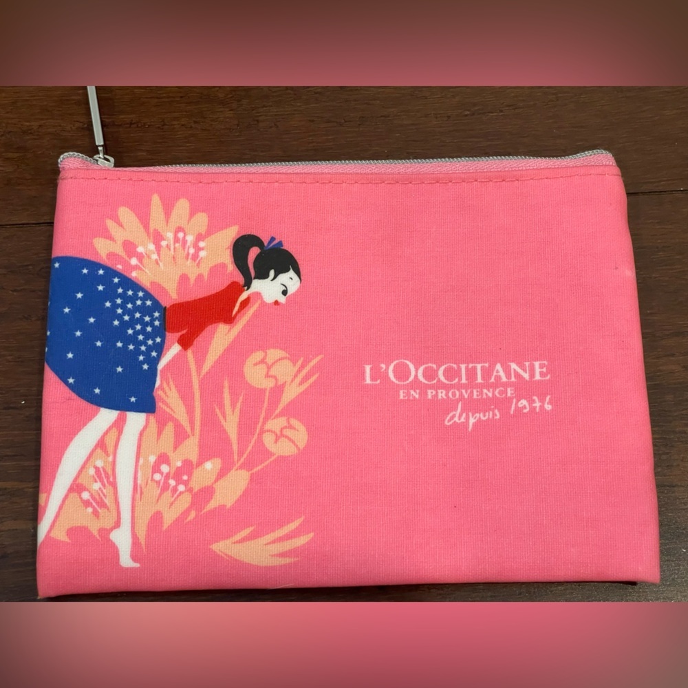 guc L'OCCITANE Pink and Blue Illustrated Pouch